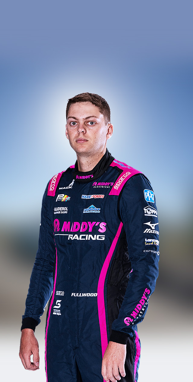 Images/2020-ProfileHero-M-V1-118.jpg